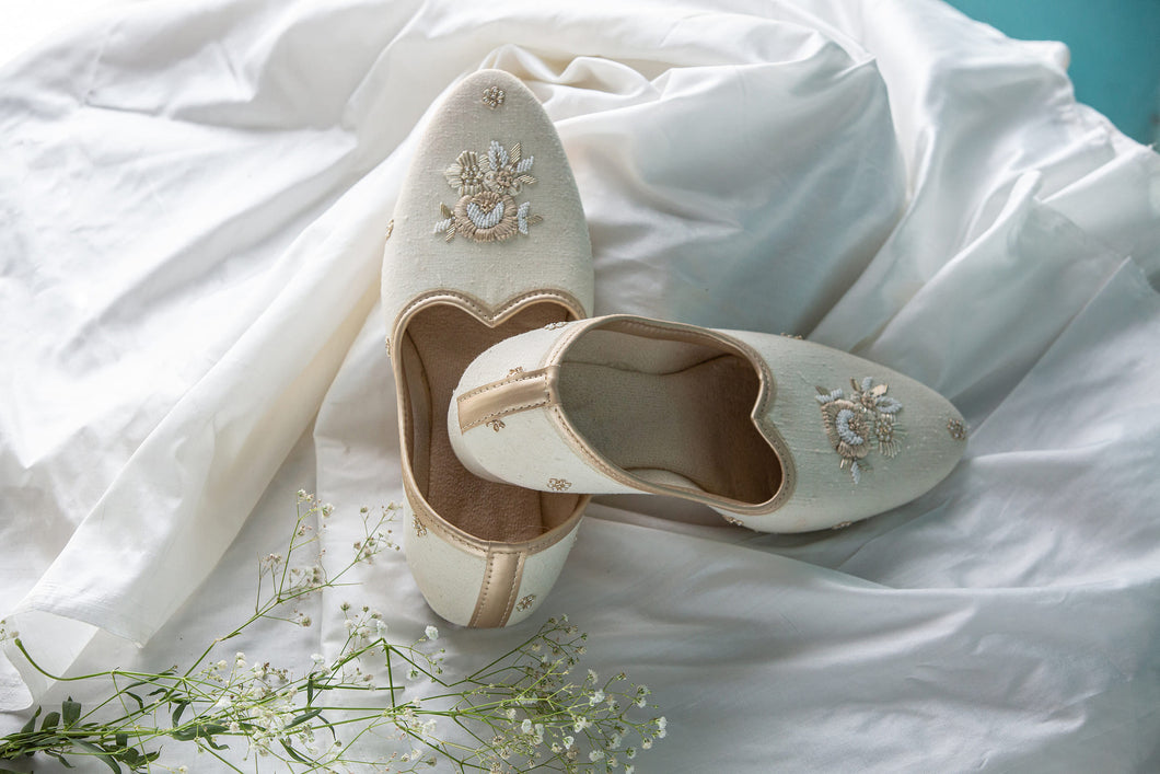 Intricate Hand Embroidered Juttis in Eri Silk